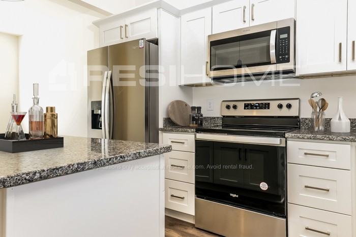 208B W Forrest Ave - Photo 2 of 17