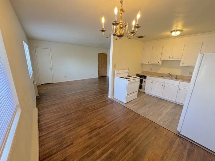 410 Bosley Ave #D - Photo 6 of 21