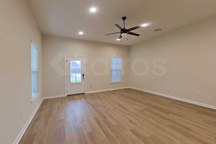 313 Peppercorn Way - Photo 4 of 20