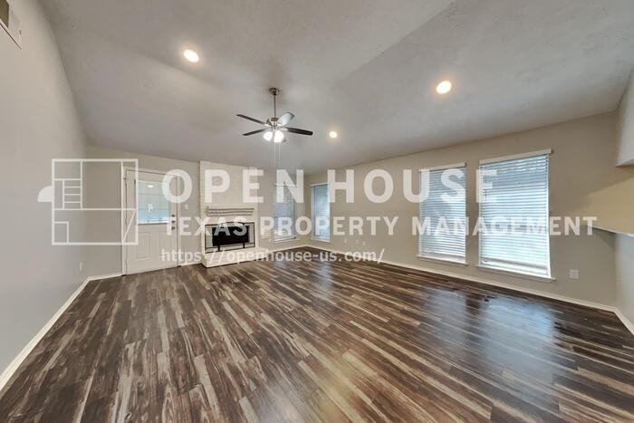 1127 Red Rock Canyon Dr - Photo 5 of 20