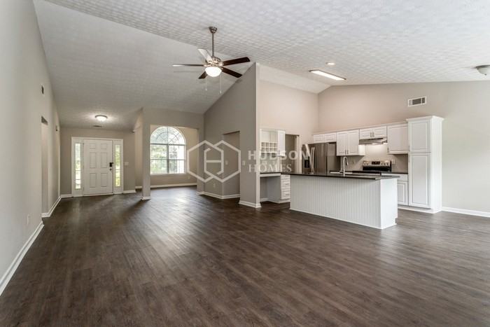 1145 Brighton Cove Trl - Photo 4 of 18