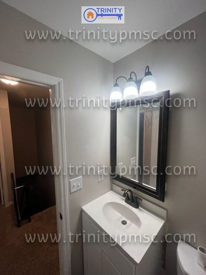 207 Dunwoody Ave #D01 - Photo 3 of 34