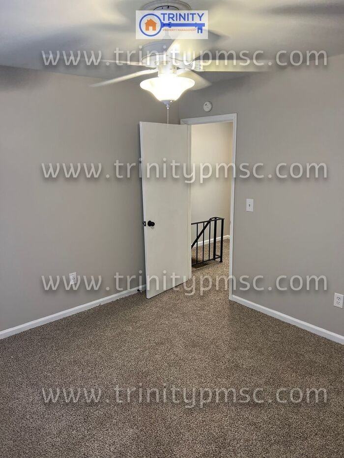 207 Dunwoody Ave #D01 - Photo 4 of 34