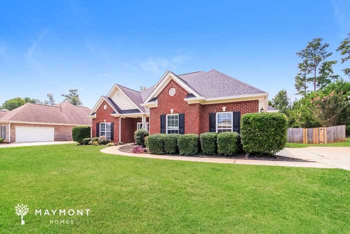 341 Glouchester Dr - Photo 5 of 13