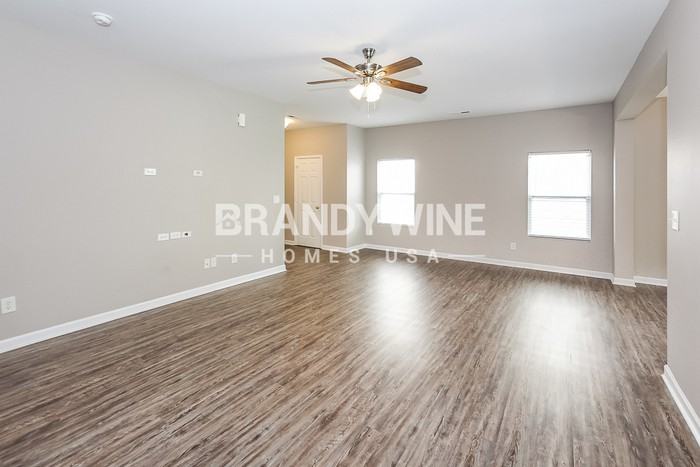 8950 Chalkstone Rd - Photo 3 of 20