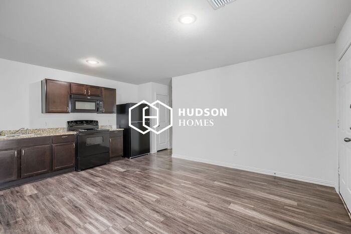 2013 Jb Jackson Jr Blvd - Photo 5 of 14