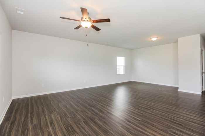 3907 Starry Sky Rd - Photo 4 of 15