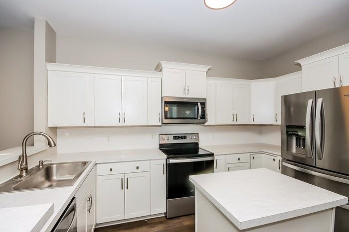 8951 Gerren Ct - Photo 7 of 13