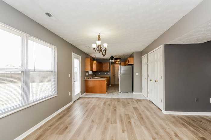 908 Kreider Ct - Photo 6 of 12