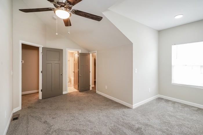 504 Highland Ct - Photo 7 of 12