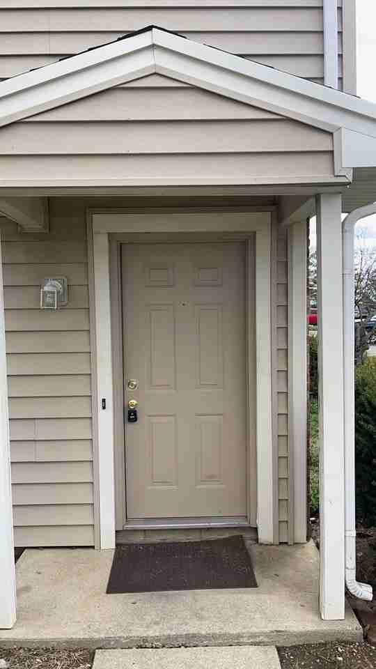 2753 Brookshire Ln - Photo 4 of 29