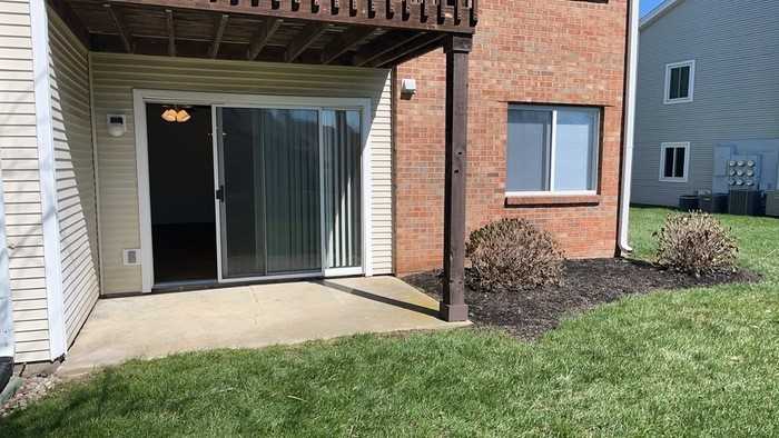 1420 Lake Pointe Way #2 - Photo 2 of 32