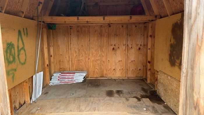 1561 Sacramento Ave - Photo 7 of 38