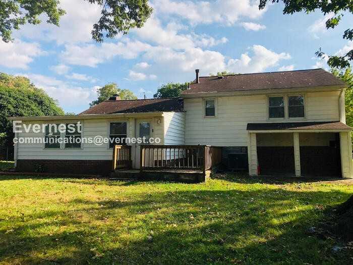 7110 Cindy Ln - Photo 2 of 6