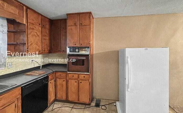 7852 Opal Dr #104 - Photo 4 of 28