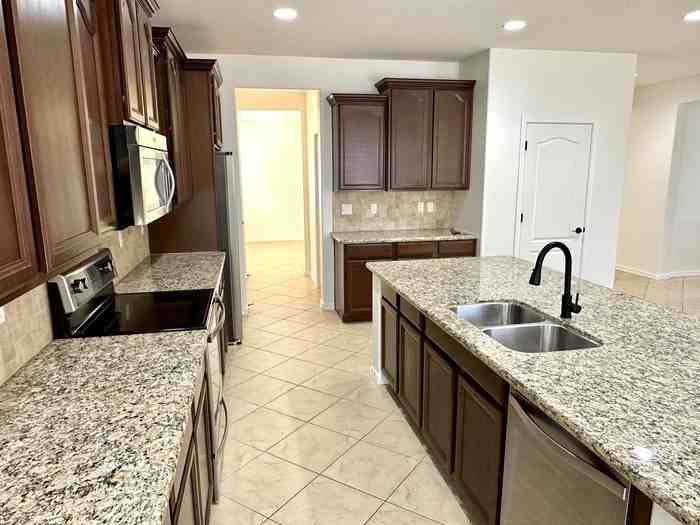 4261 N 180th Ln - Photo 7 of 32