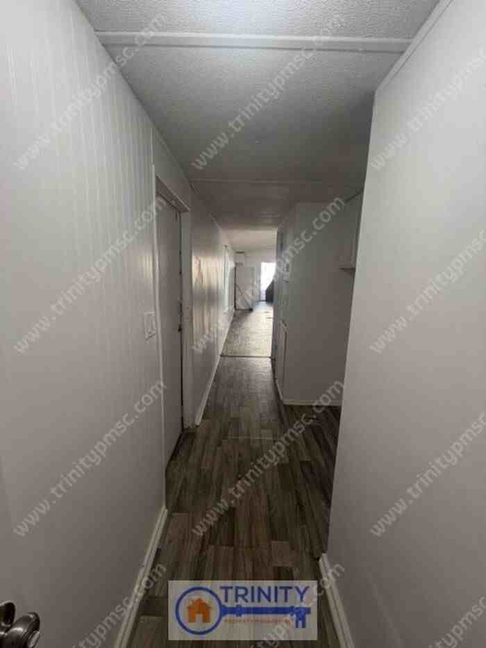 18 Yellowstone Dr - Photo 4 of 7