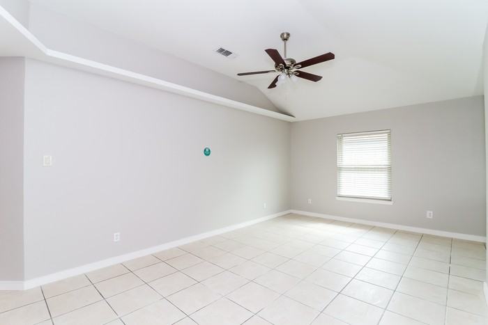 1312 Nelson Pl - Photo 3 of 16