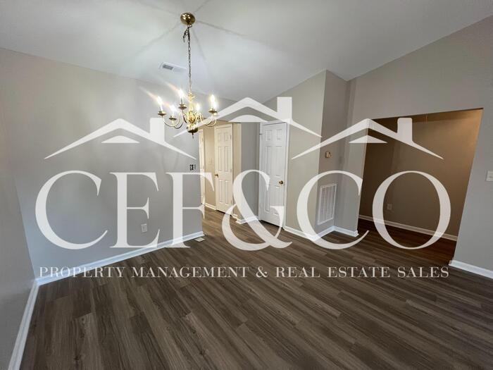 828 W Emerald Springs Dr - Photo 4 of 20