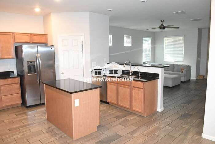 1722 E Grenadine Rd - Photo 5 of 16