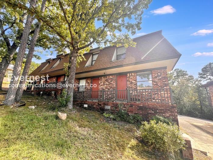 9 Meredith Ct #5 - Photo 2 of 17