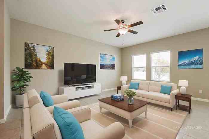 2713 Island Pond Rd - Photo 6 of 12