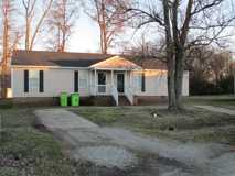 108 Suzanne Cir #B - Photo 1 of 1