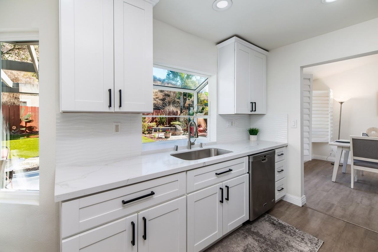 8825 Twin Trails Dr #NA - Photo 6 of 19