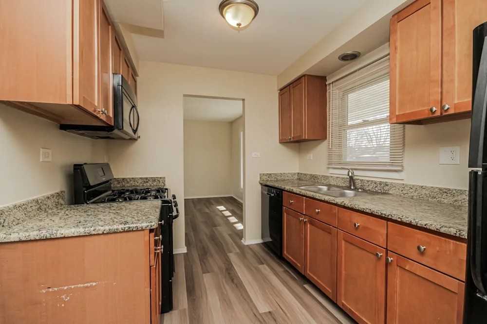 576 Cochise Pl, Carol Stream, Il, 60188 #NA - Photo 5 of 14