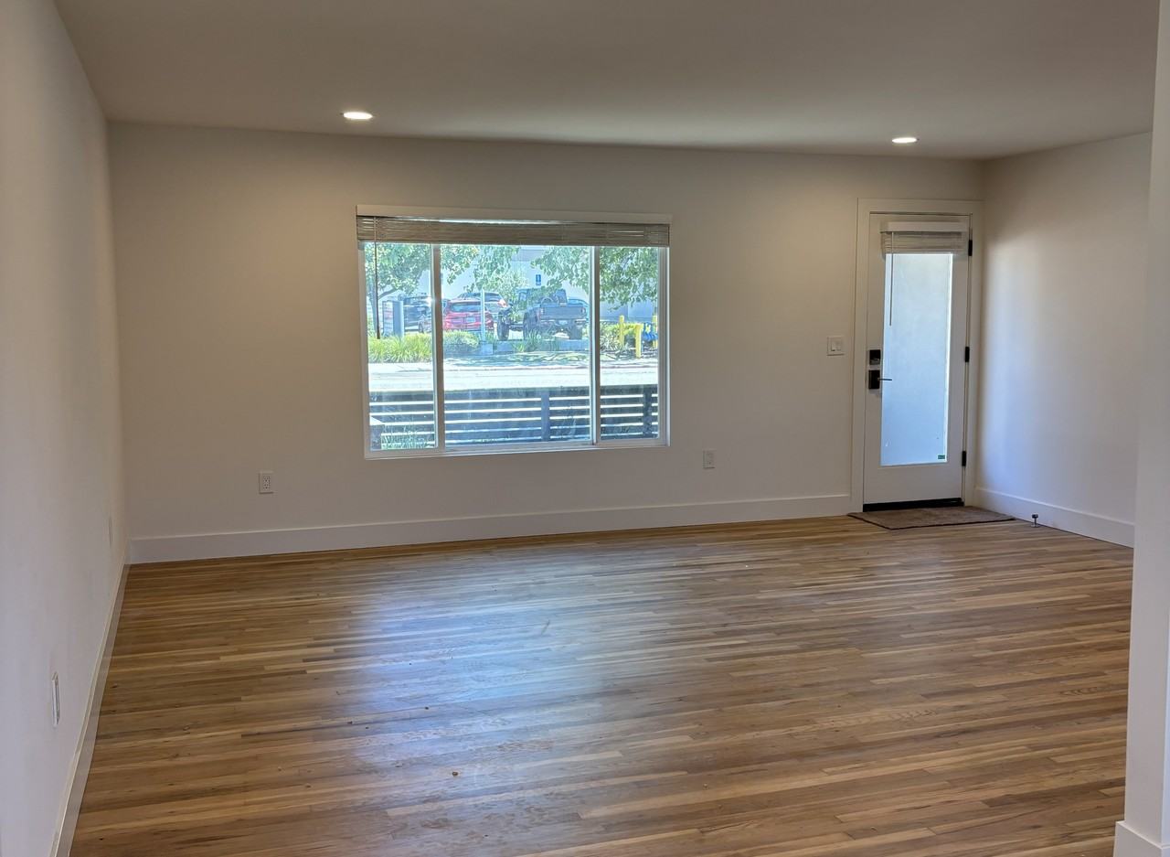 320 S Halcyon Rd #NA - Photo 4 of 17