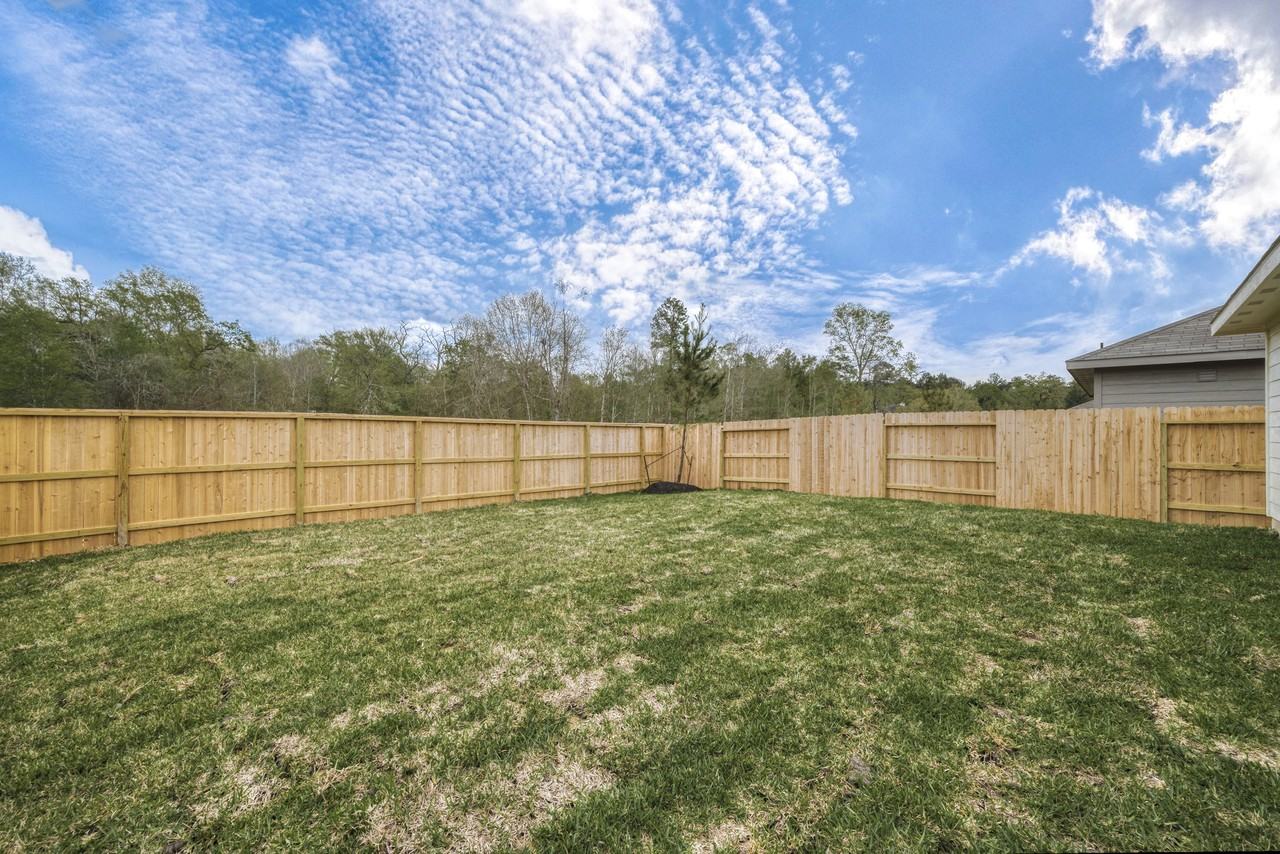 1491 Las Cuevas Dr #NA - Photo 2 of 40