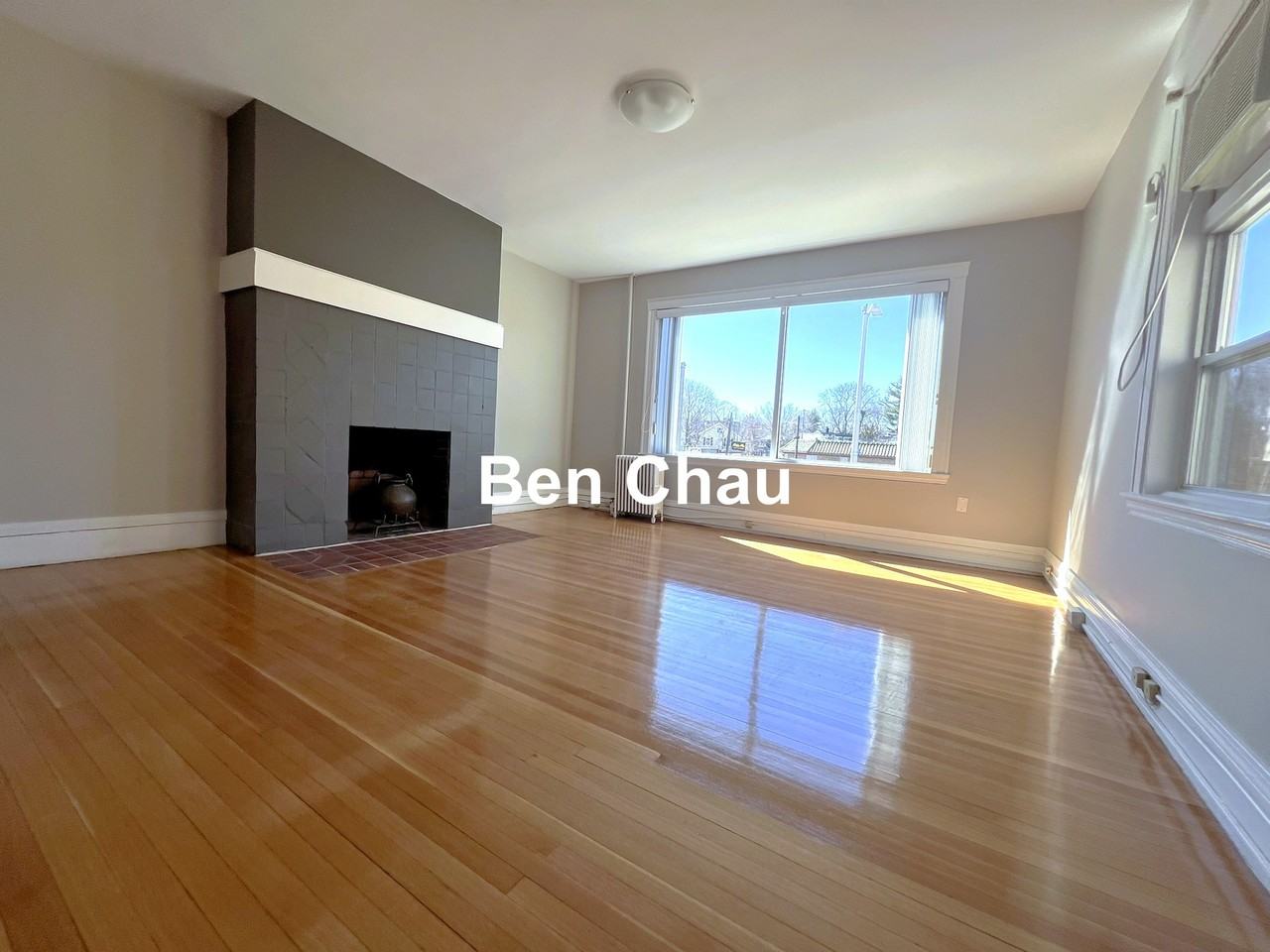 1675 Massachusetts Ave #4B