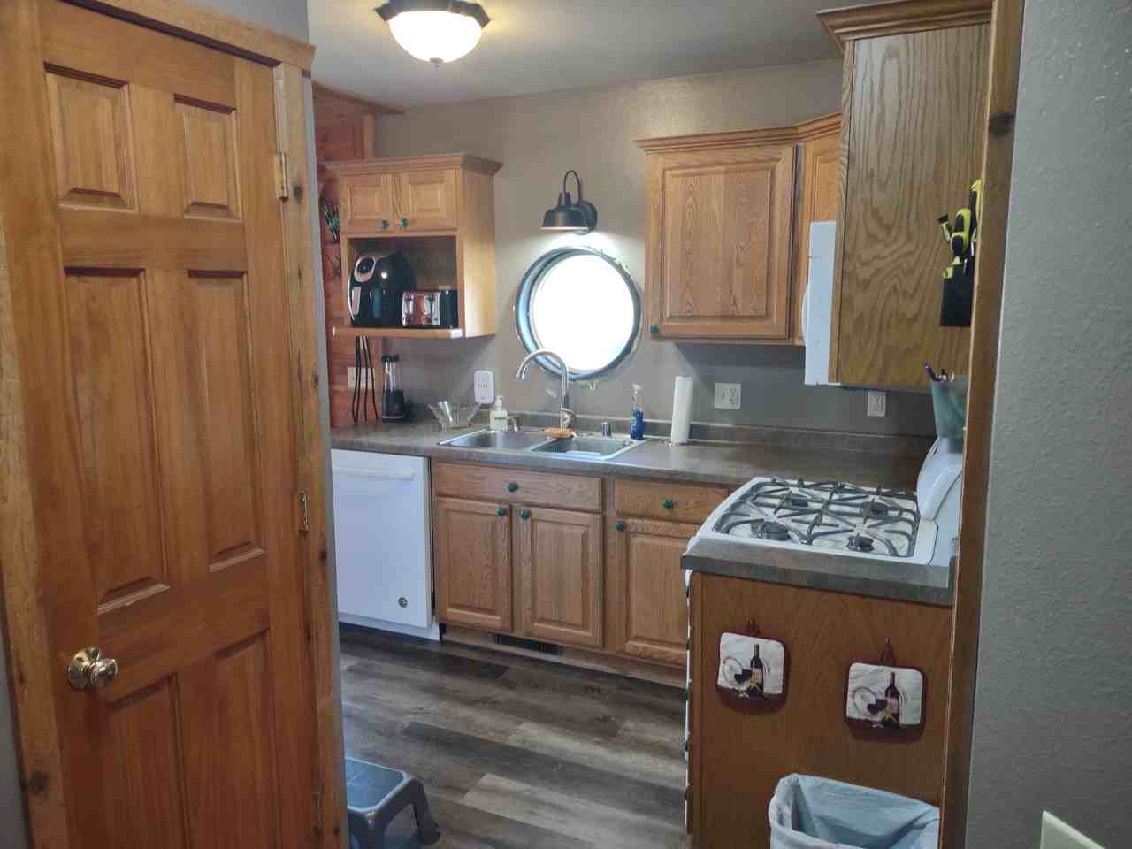 424 Overlook Ct #NA - Photo 7 of 21