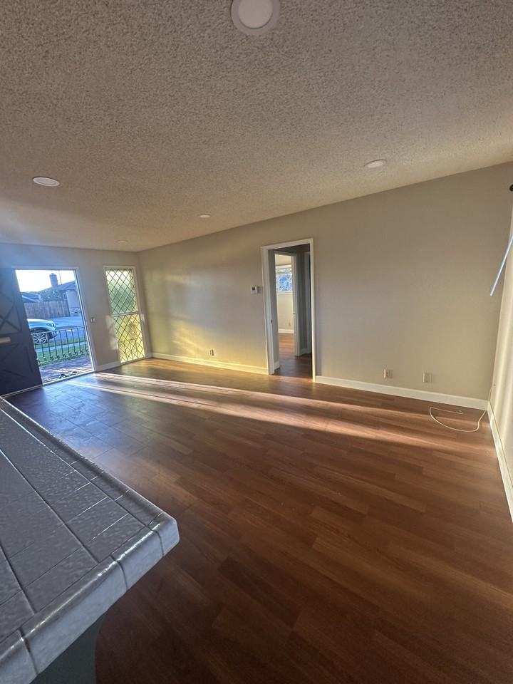 18106 Jersey Ave #NA - Photo 3 of 15