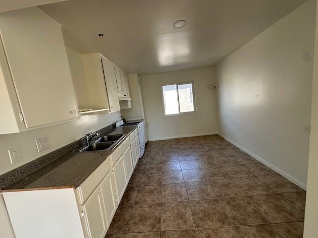 14422 Flallon Ave #4 - Photo 7 of 17