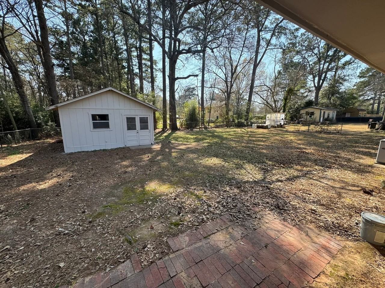 414 Daniels St #NA - Photo 3 of 10