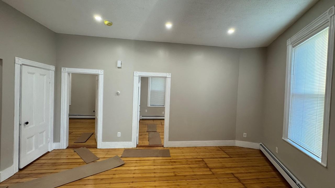 62 River St #1 - Photo 4 of 20