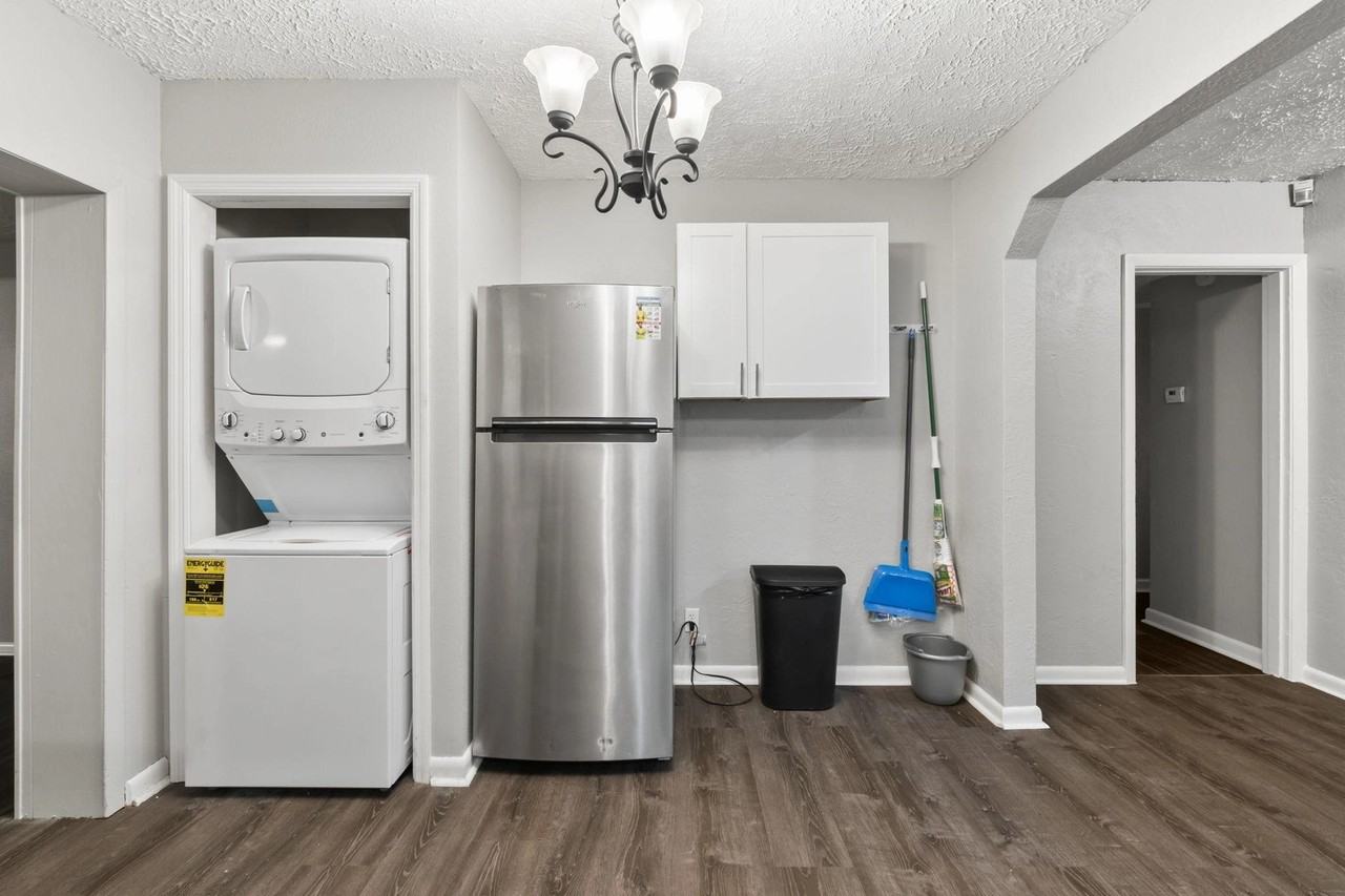 4731 E Castlewood Dr #NA - Photo 4 of 13