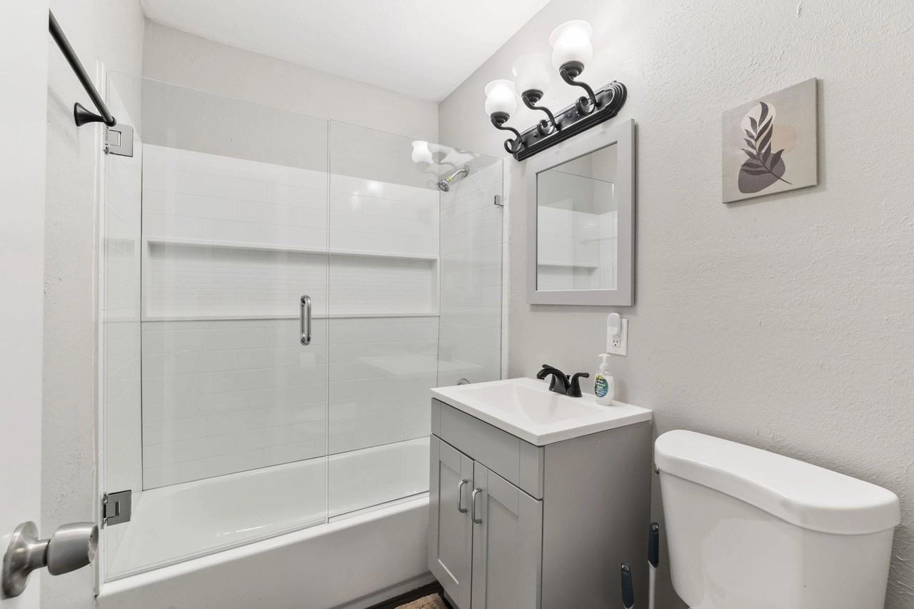 4731 E Castlewood Dr #NA - Photo 7 of 13