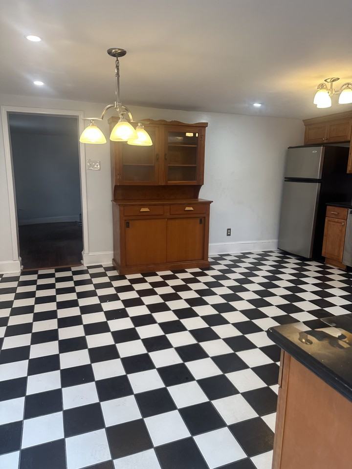 5101 Annunciation St - Photo 4 of 14