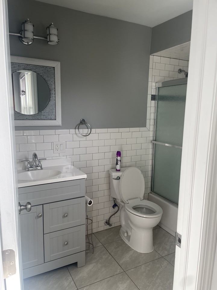 270 New York Ave #2 - Photo 3 of 12