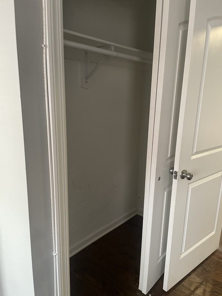 270 New York Ave #2 - Photo 4 of 12