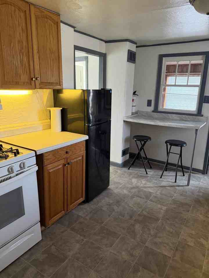 10 9th Ave N #NA - Photo 3 of 7