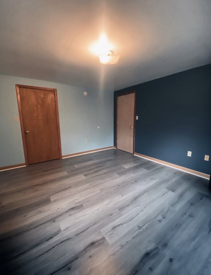 N Kendall Ave #9 - Photo 6 of 11