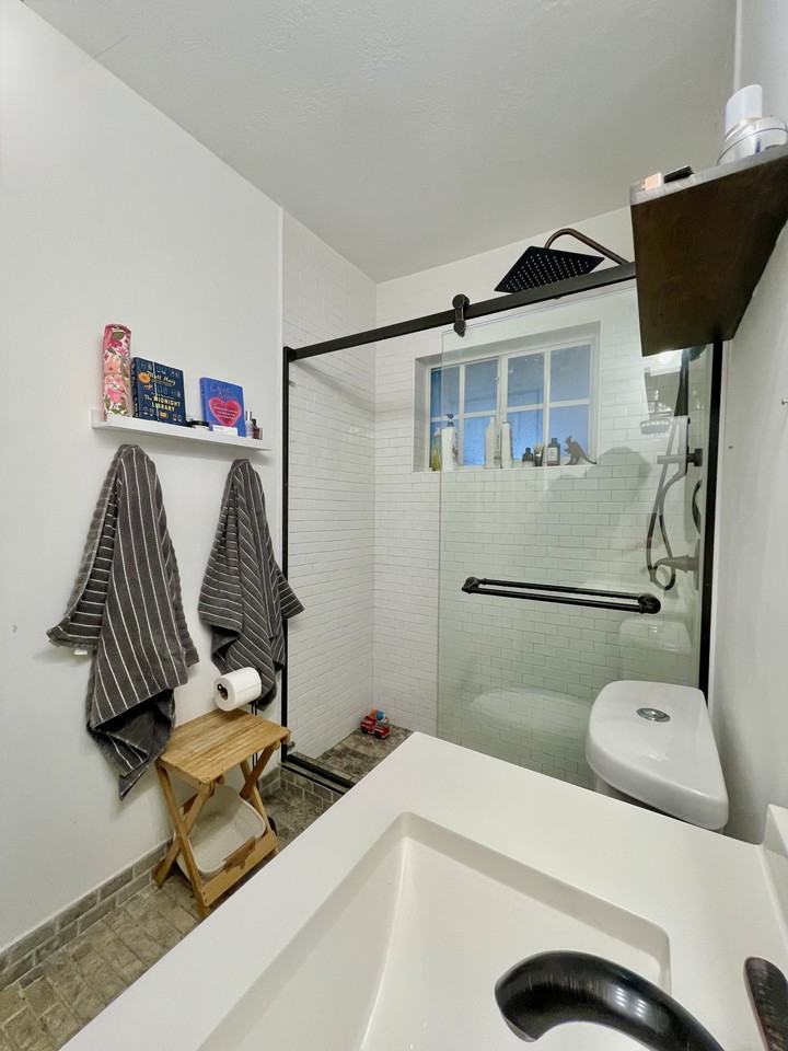 5840 Sw 5th St #NA - Photo 5 of 18