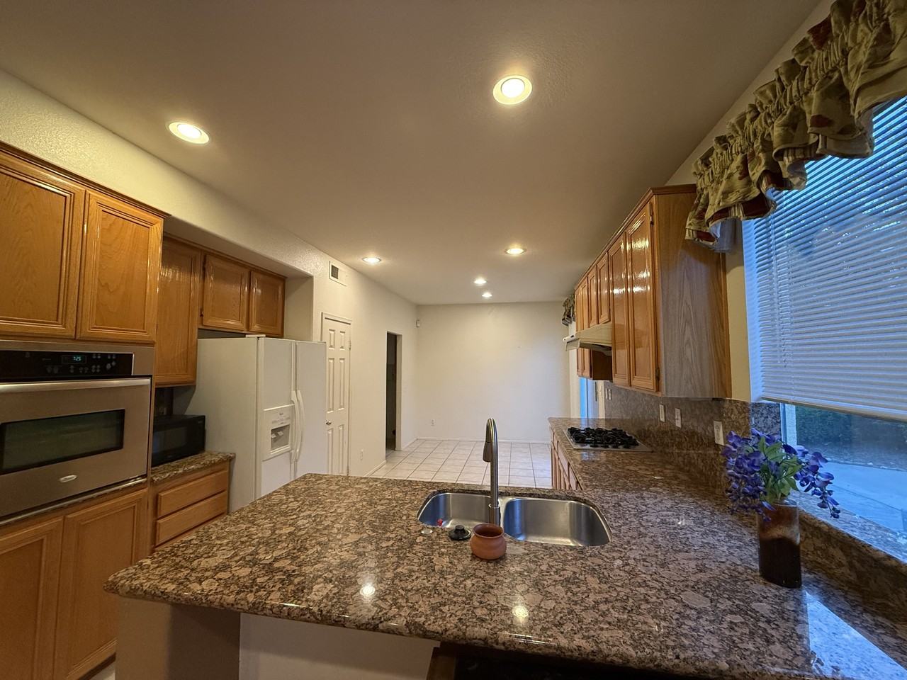 11734 Parliament Dr #NA - Photo 7 of 14