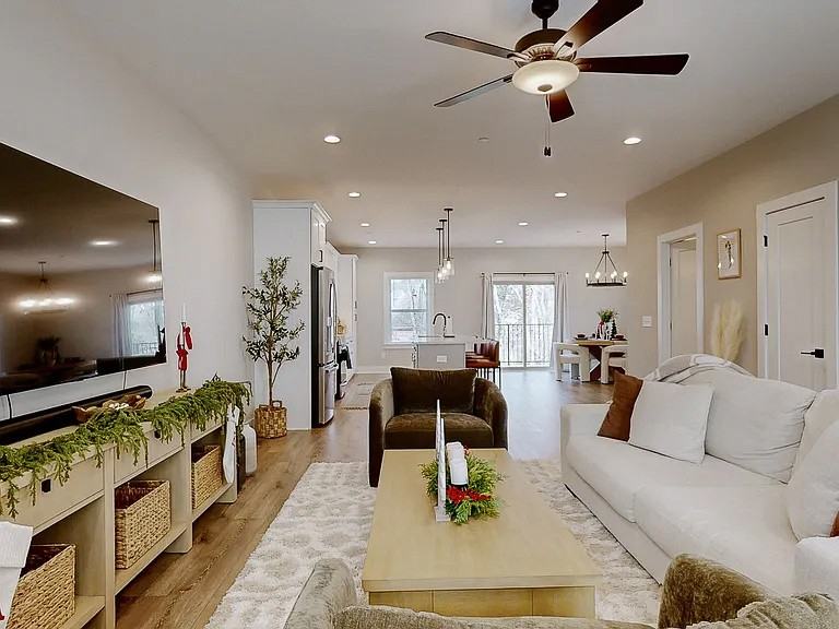 206 Charlotte Everly Cir #206 - Photo 5 of 30