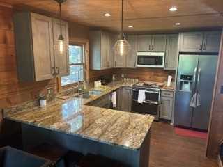 105 N Arrowhead Dr #NA - Photo 7 of 20