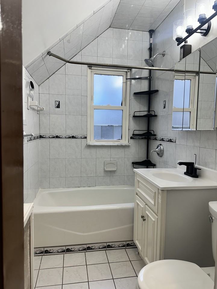 15302 60th Ave #2 - Photo 4 of 7