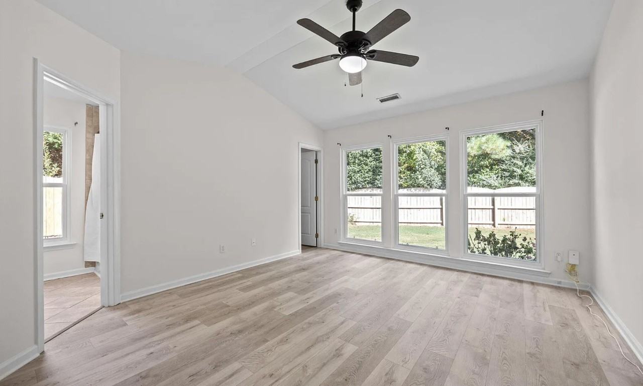 104 Saddle River Rd #NA - Photo 4 of 8